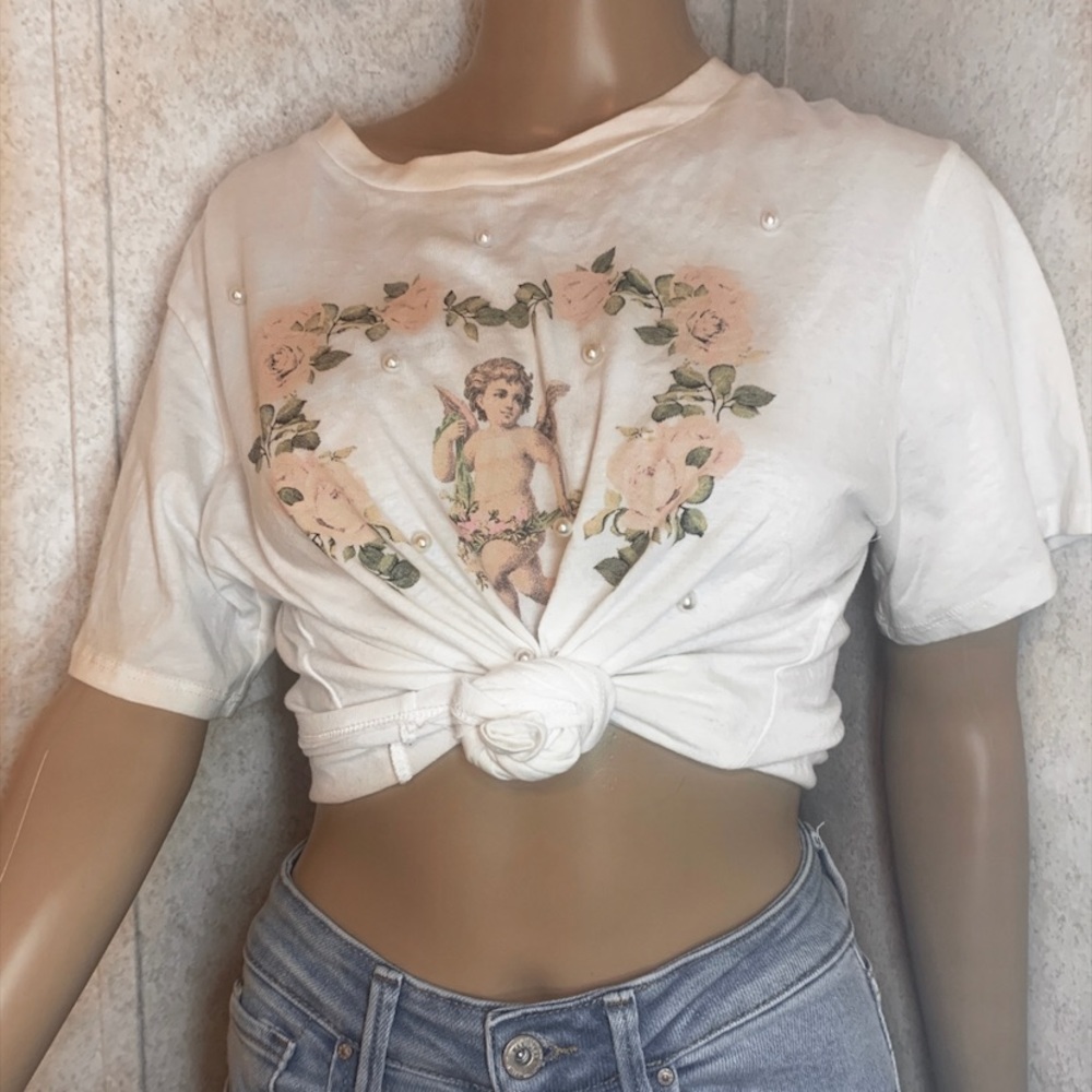 WHITE CHERUB ROSE PEARL TEE